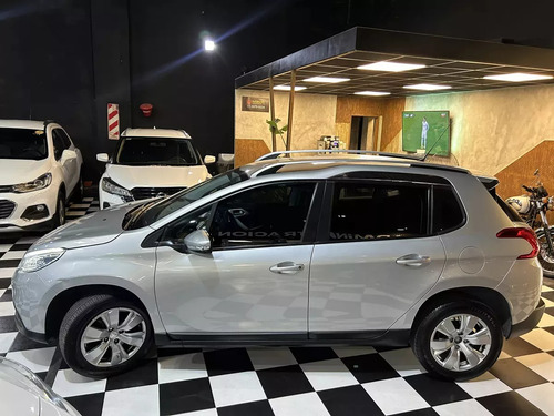 Peugeot 2008 1.6 Allure