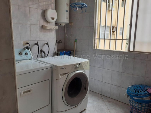 Imagen 10 de 15 de Leida Falcon Vende Apartamento En Trigal Norte Valencia 22-8497lf