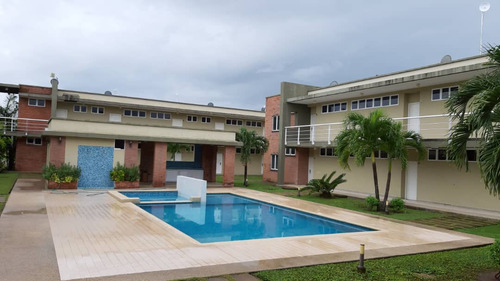 Se Vende Apartamento Tipo Estudio En San Miguel Country Club