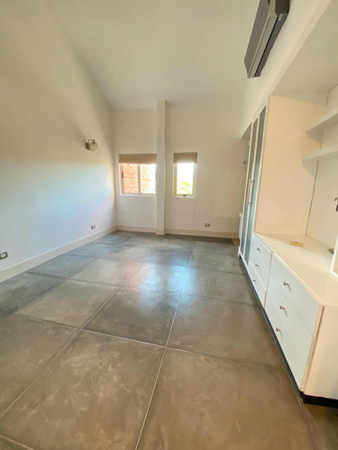 Vendo Exclusivo Townhouse En Altos De Guataparo Valencia