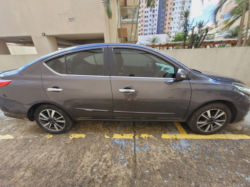 Nissan Versa 1.6 16v Sl Unique Aut. 4p