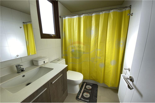 Imagen 13 de 19 de Casa En Condominio Alkura Colina 4d+4b Semi Nueva