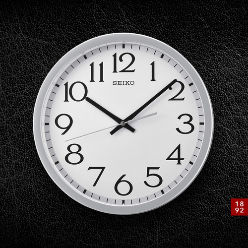 Reloj De Pared Seiko Con Números Fáciles De Leer, Quiet Swee