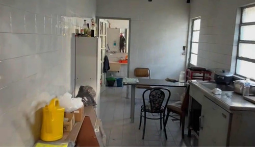 Galpón En Alquiler - Ciudadela - 200m2