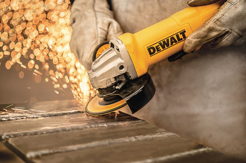 Esmeriladora Amoladora Angular 4½' Uso Rudo Dewalt Dwe4212b3 Color Amarillo