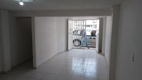 Local Comercia En Renta Sobre Av. Constitución, Casi Esquina Con Av. Salvador Nava Martínez En Slp