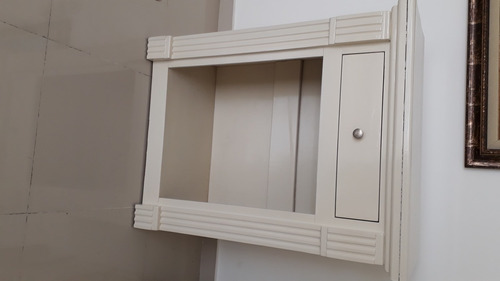 Mesa Auxiliar, Credenza Color Beige No Es  Ikea 