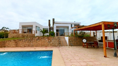 Se Vende Lujosa Casa Con Sector La Herradura, Coquimbo.