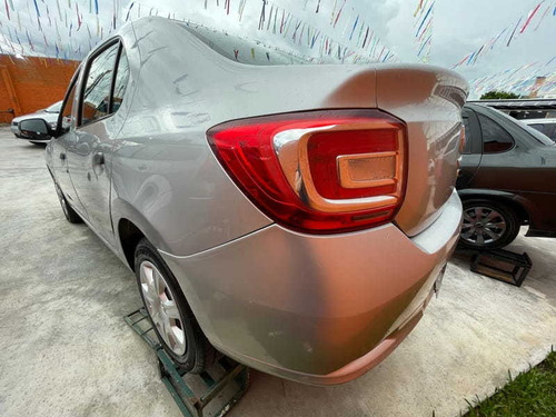 Renault Logan Auth 10