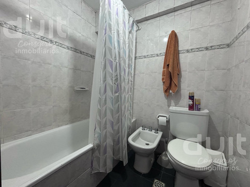 Departamento En Venta A Cuadras De Cañada! Cocina Separada Con Balcón!