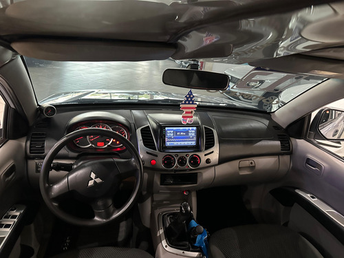 Mitsubishi L200 3.2 Triton Hpe Cab. Dupla 4x4 4p