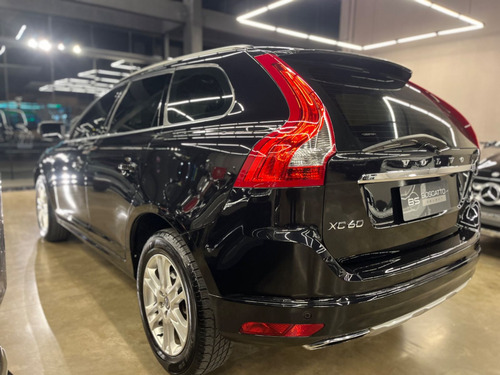 Volvo XC60 60 2.0 T5 5p