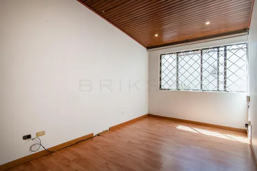 Apartamento En Venta En Los Cedros-usaquén. Cod V5732
