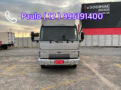 Imagem 2 de 15 de Caminhão Ford Cargo 712 Baú 2012