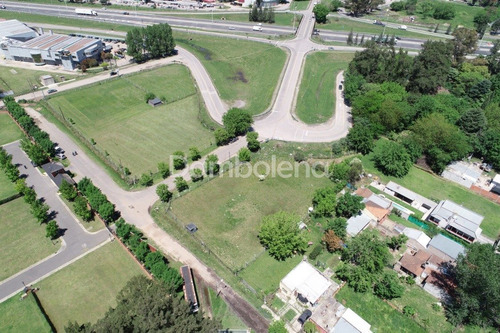 Terreno Fraccion En Venta Sobre Colectora Norte Acceso Oeste - La Reja - Moreno - G.b.a. Zona Oeste