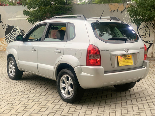 Hyundai Tucson 2.0 Gls 4x2 Flex Aut. 5p