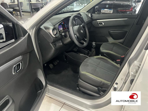 Renault Kwid 1.0 12V SCE FLEX OUTSIDER MANUAL