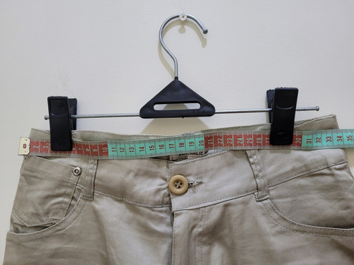 Short Beige Talla 3/4