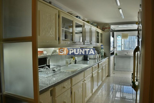 Imagen 7 de 12 de Apartamento Con Vista Al Mar