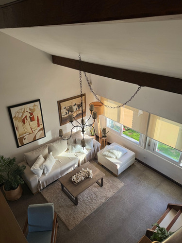 Venta- Casa 4 Ambientes - Barrio San Carlos