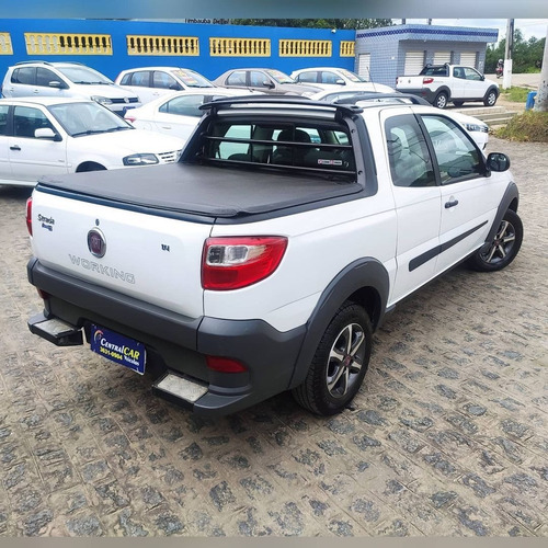 Imagem 6 de 9 de Fiat Strada 2016 1.4 Working Cab. Dupla Flex 3p