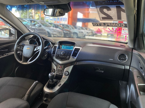 Imagem 12 de 15 de Chevrolet Cruze 1.8 Lt 16v Sedan 2012