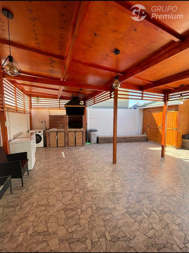 Hermosa Casa En Buin 3d-2b, Con Excelente Ubicación