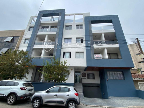 Departamento En Venta A Metros Del Cucu Y De Costanera Con Balcon A La Calle