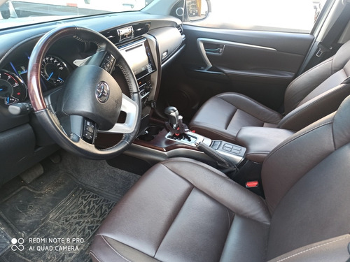 Toyota Sw4 2.8 Tdi Srx 7l 4x4 Aut. 5p 2019