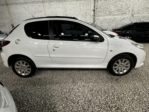 Peugeot 207 1.6 Feline 106cv