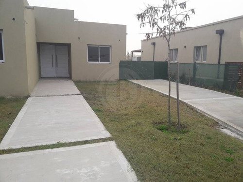 Countries Y Barrios Cerrados Venta Villa Nueva
