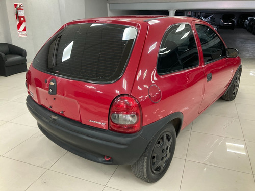 Imagen 3 de 15 de Chevrolet Corsa Life 1.4 3p 2009