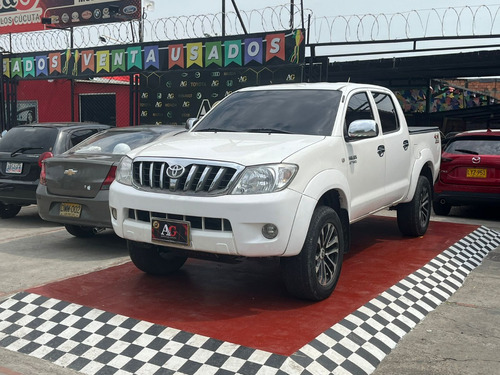 Toyota Hilux 2.7 4x4