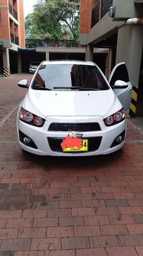 Chevrolet Sonic 1.6 Lt 5 p