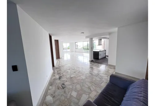 Venta De Apartamento De 231mt2 En Miraflores, Oeste De Cali, 7231.