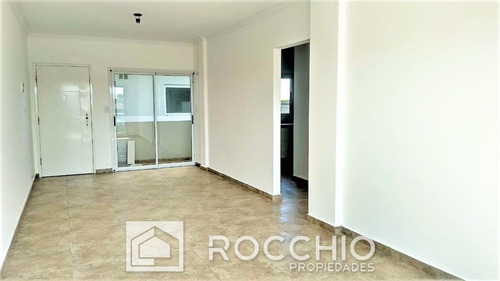 Imagen 7 de 13 de Departamento En Venta En Jose Leon Suarez