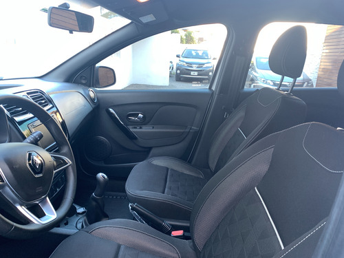 Renault Sandero 1.6 16v Zen