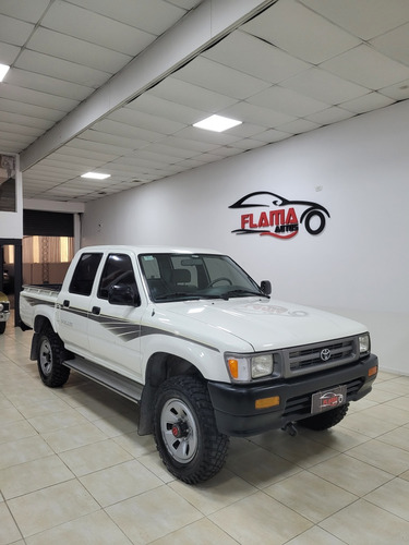 Toyota Hilux 2.8 D/cab 4x4 D Dlx