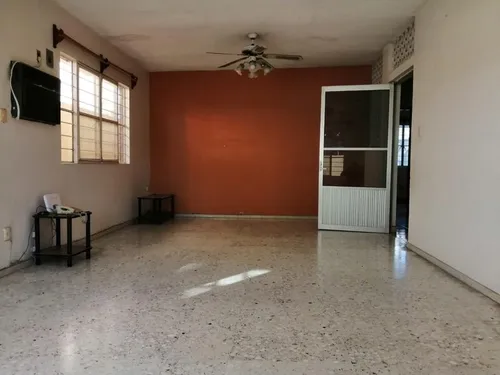 Venta Casa 2 Recamaras En La Col. Del Valle Tuxpan Veracruz.