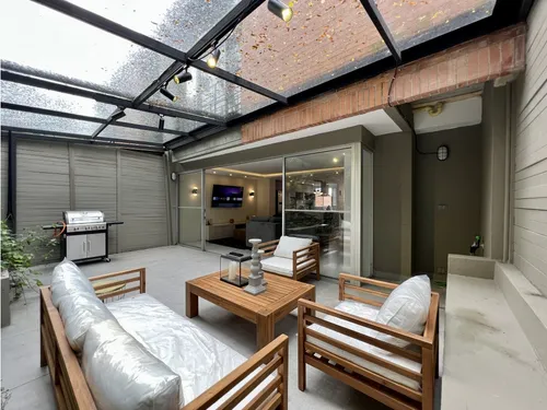 150m2 Casa En El Poblado