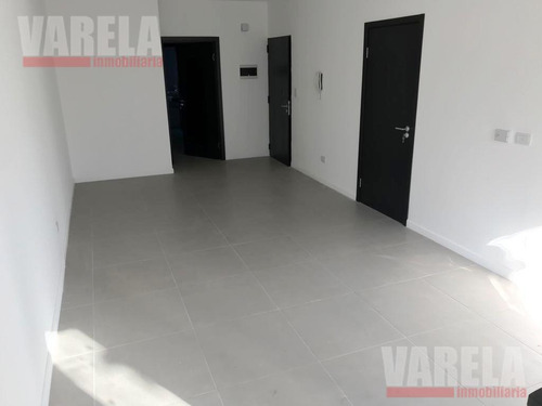 Imagen 9 de 20 de Retasado!! Potosí 4428 P1° Almagro 2 Amb. 2 Balcones Fte. Luminoso!! Parque. Centenario