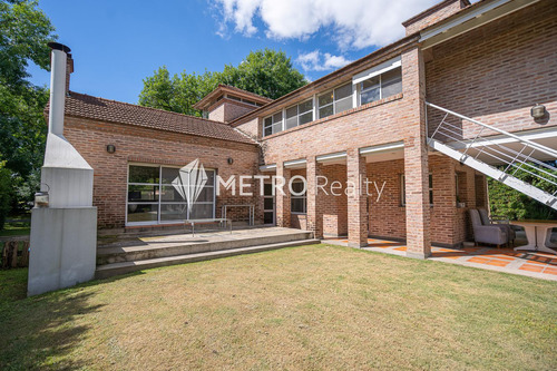 Casa En Venta -4 Ambientes - Mayling Cc-pilar