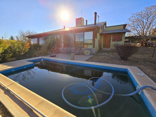 Venta: Casa - 2 Dormitorios 2 Baños - Patio Pileta - Ideal Fin De Semana - Villa Carlos Paz