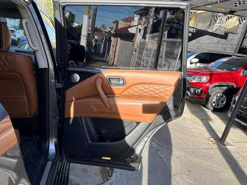 Infiniti QX80 5.6l Perfection 8 Pasajeros At
