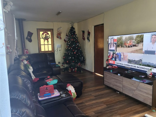 Casa En Arriendo De 3 Dorm. En Quilpué Centro