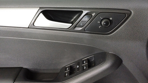 Volkswagen Jetta 2.5 SPORTLINE TIP.