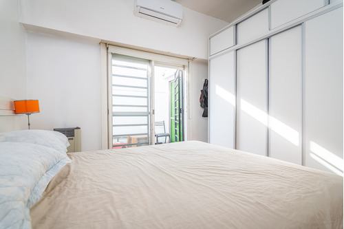 Venta Ph Refaccionado 3 Ambientes Con Piscina Y Patio En Villa Real