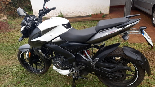 Imagen 2 de 11 de Bajaj Rouser Ns200 Fi