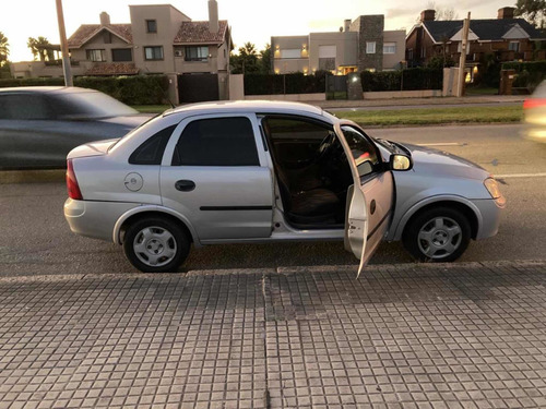 Chevrolet Corsa 1.7 Turbo Diesel.
