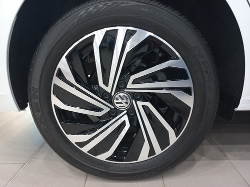 Imagen 6 de 16 de Volswagen Vento Highline 1.4 T 150 Cv 0km Aj